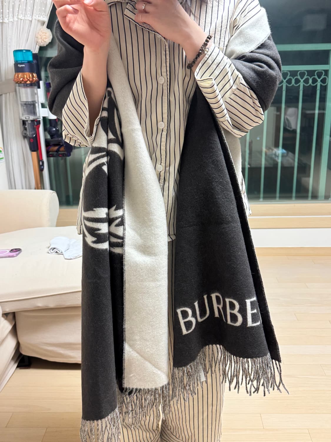 버버리 로즈 머플러 상품이미지2