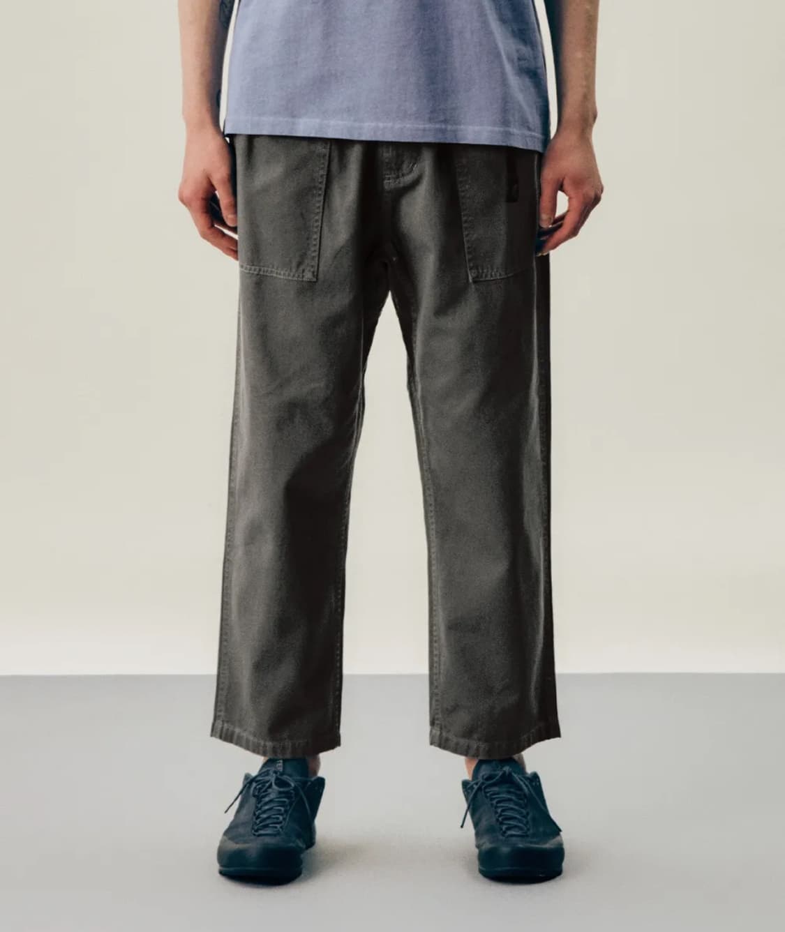 그라미치 루즈 테이퍼드 L 그레이블 그레이 상품이미지1