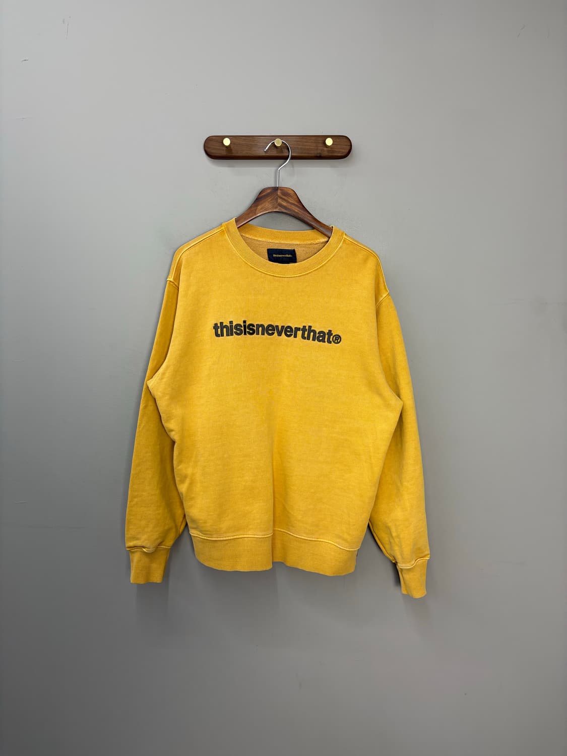 디스이즈네버댓 크루넥 옐로 스웻셔츠 A2894 상품이미지2