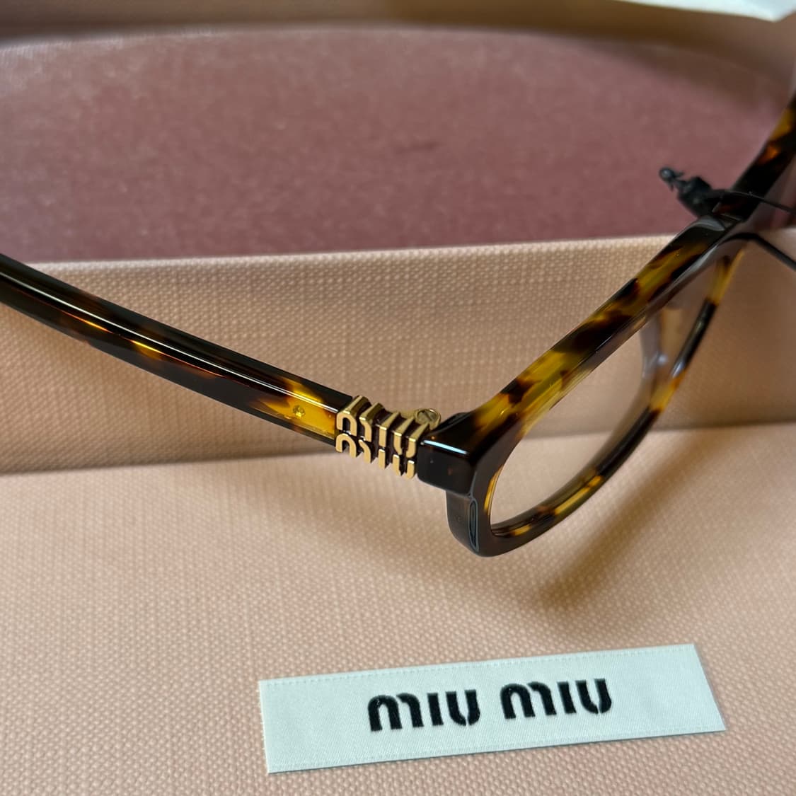 미우미우 레오파드 하바나 안경테 새상품 상품이미지4