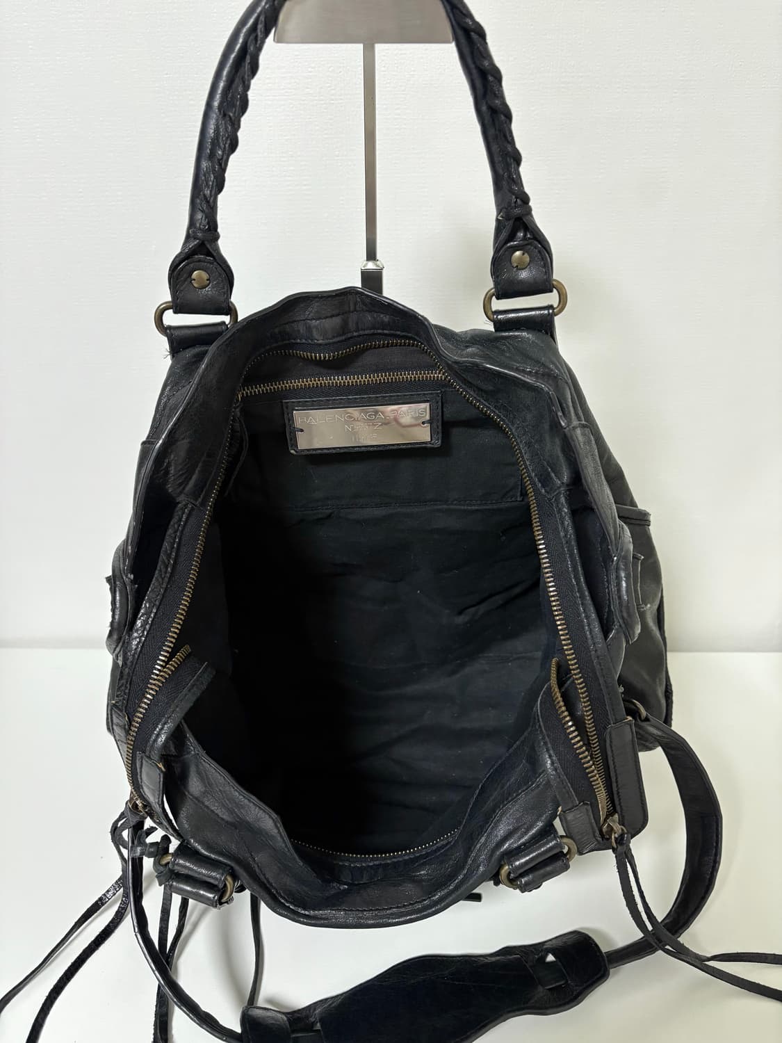 발렌시아가 시티 모터백 미디움 상품이미지6