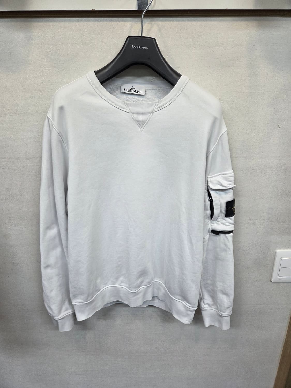 스톤아일랜드 와펜패치 맨투맨 m 상품이미지1