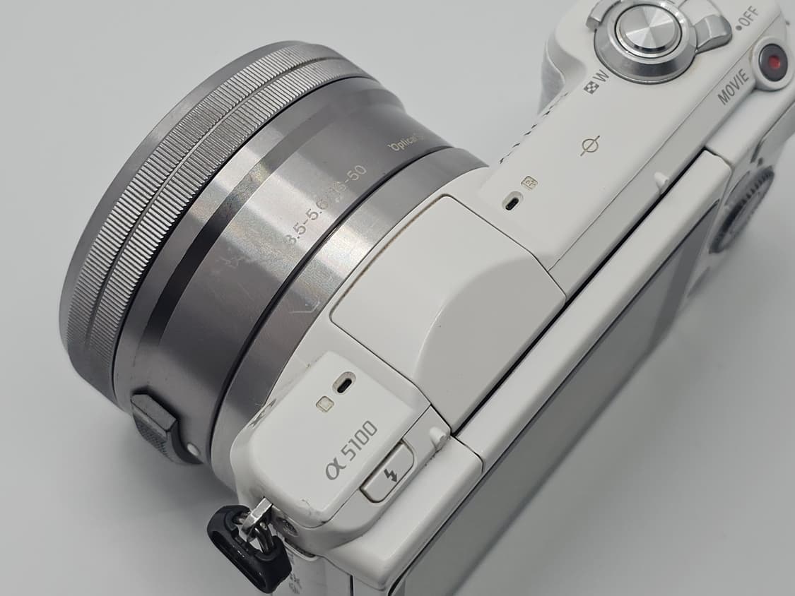 소니 알파 A5100 미러리스 카메라 상품이미지5