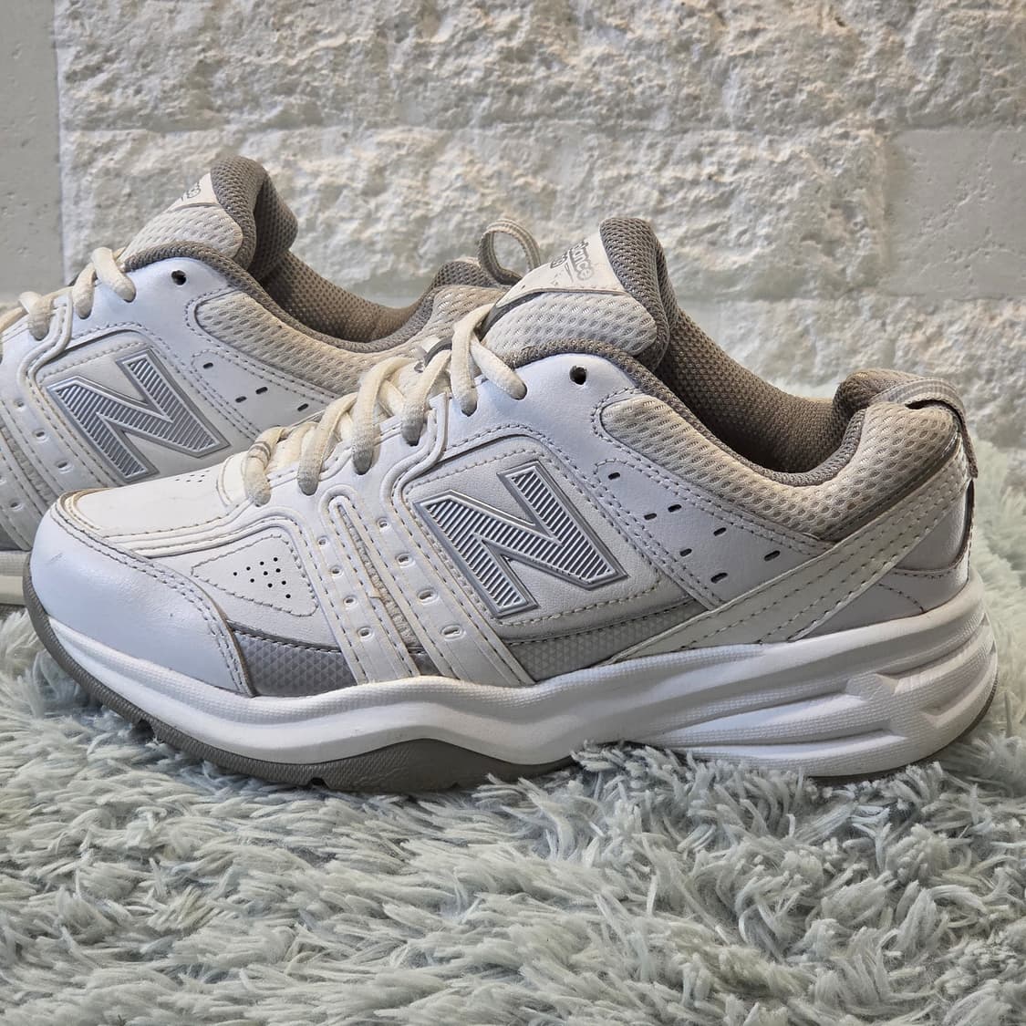 4a-27:뉴발란스 409 v2 화이트 트레이닝화(220) 상품이미지2