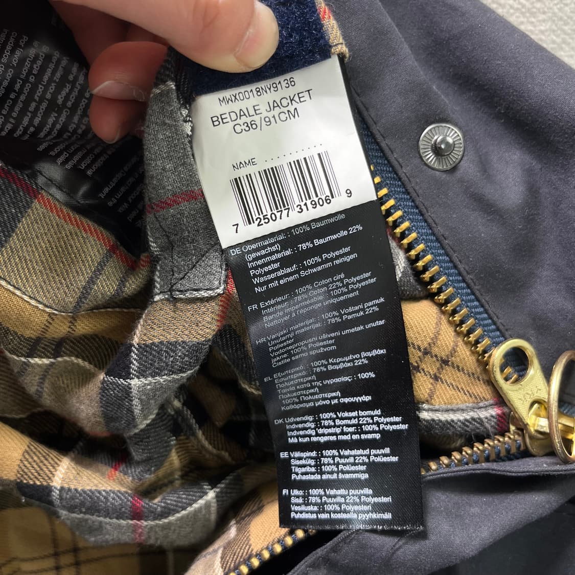 100 바버 비데일 네이비 왁스 자켓 상품이미지6