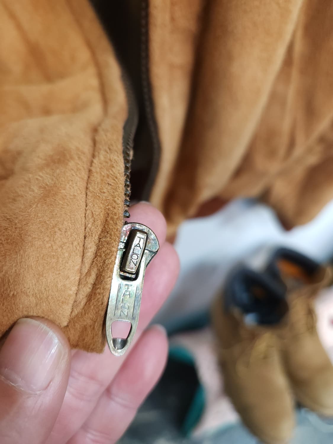 골든베어 90s 스웨이드 바라쿠타 자켓

 상품이미지7