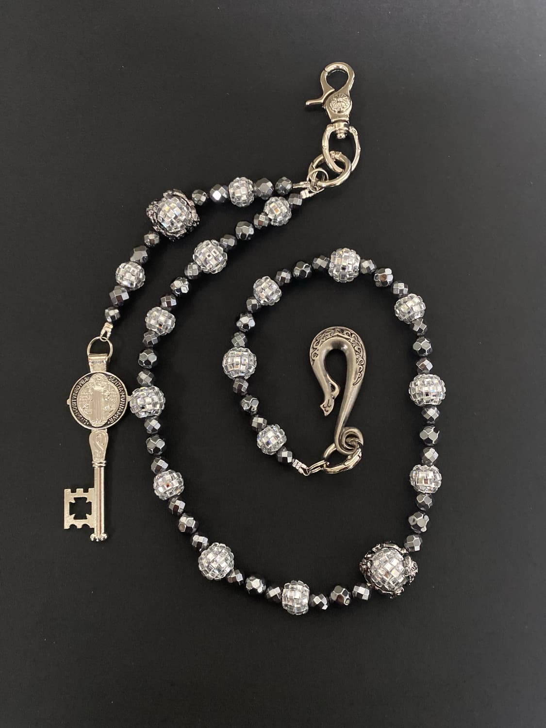 고딕 크리스탈 미러볼 체인 상품이미지3