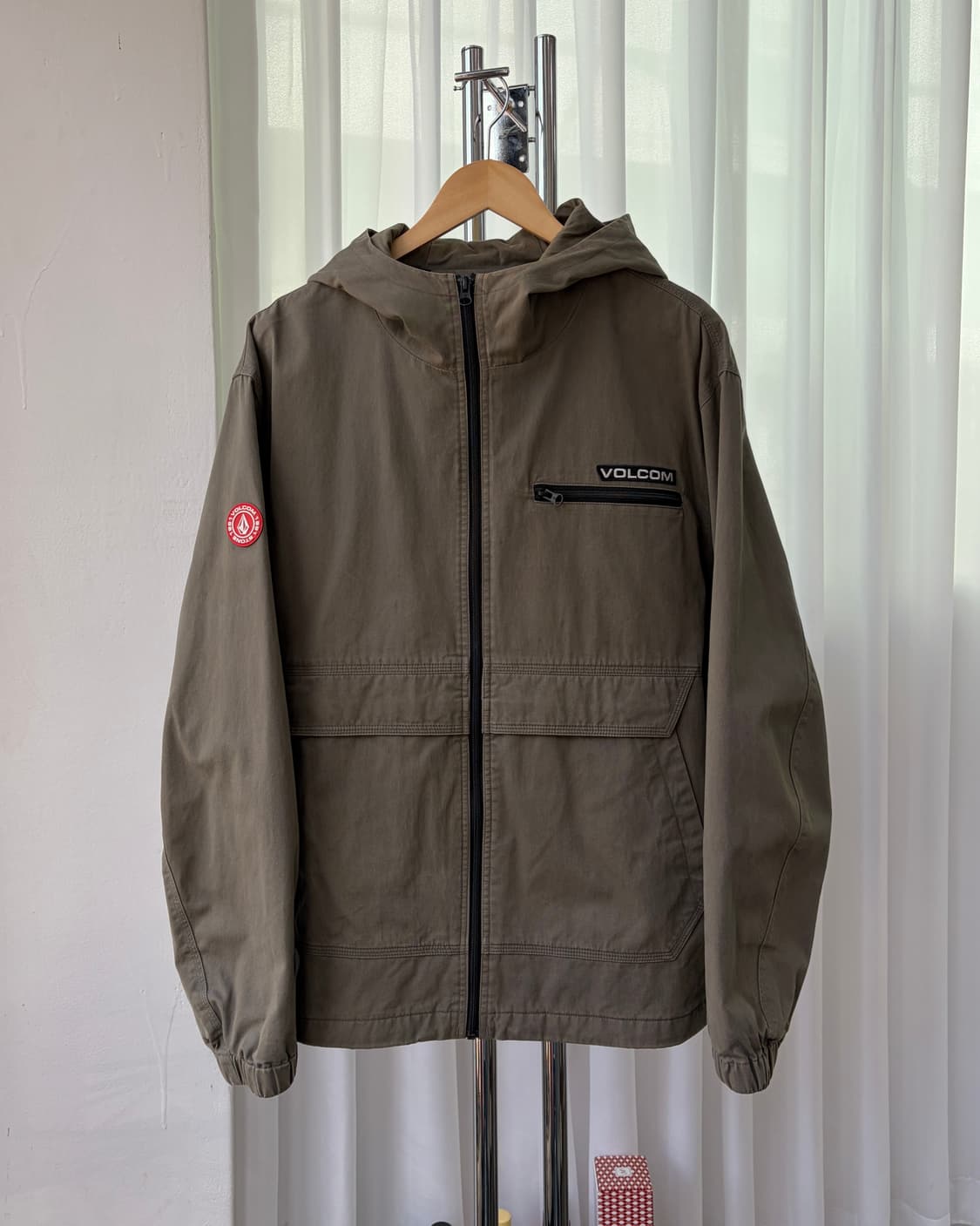 [XL]VOLCOM 볼컴 세미 루즈 캠퍼 후드 자켓 상품이미지4
