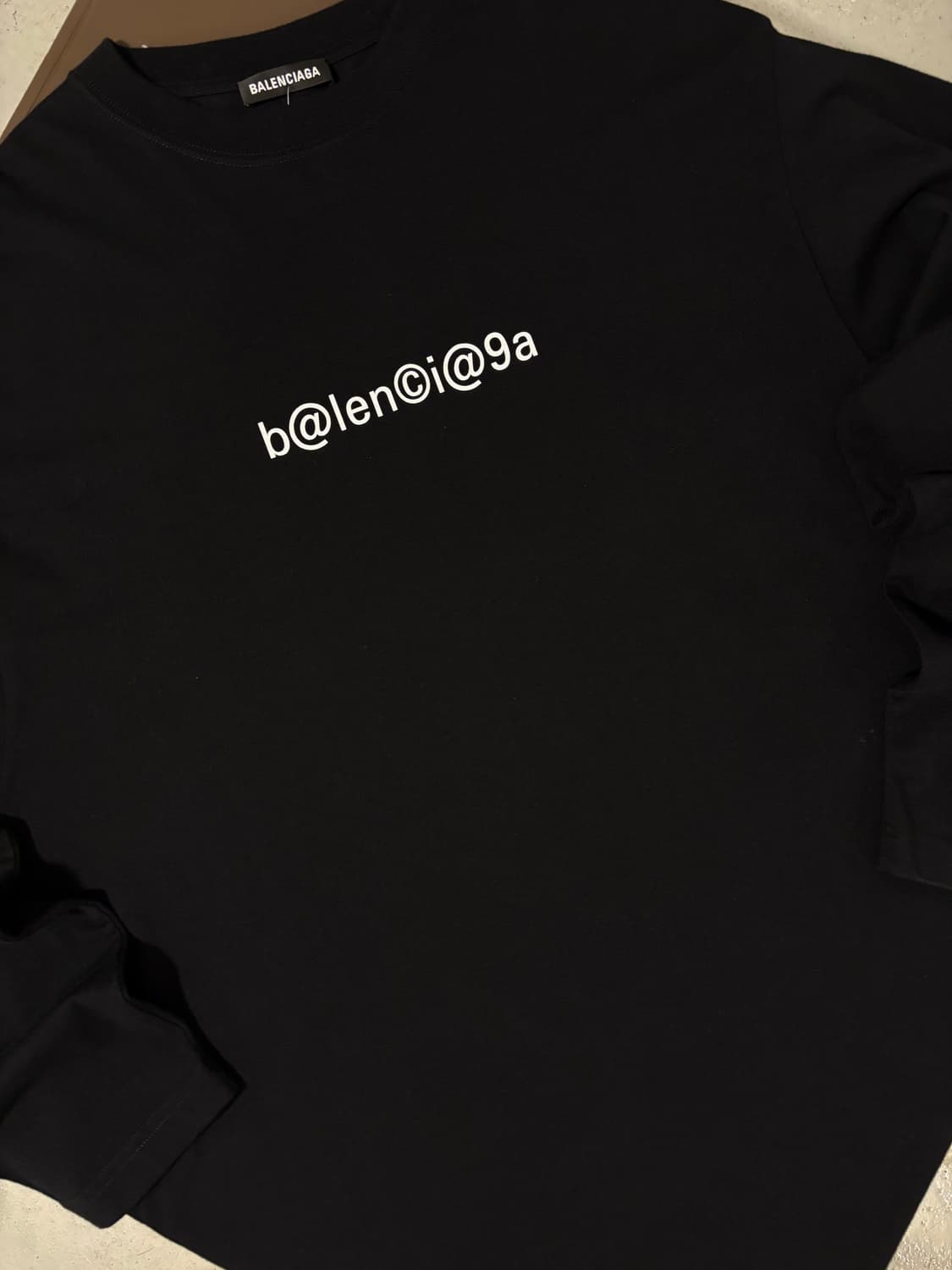 발렌시아가 롱슬리브 상품이미지5