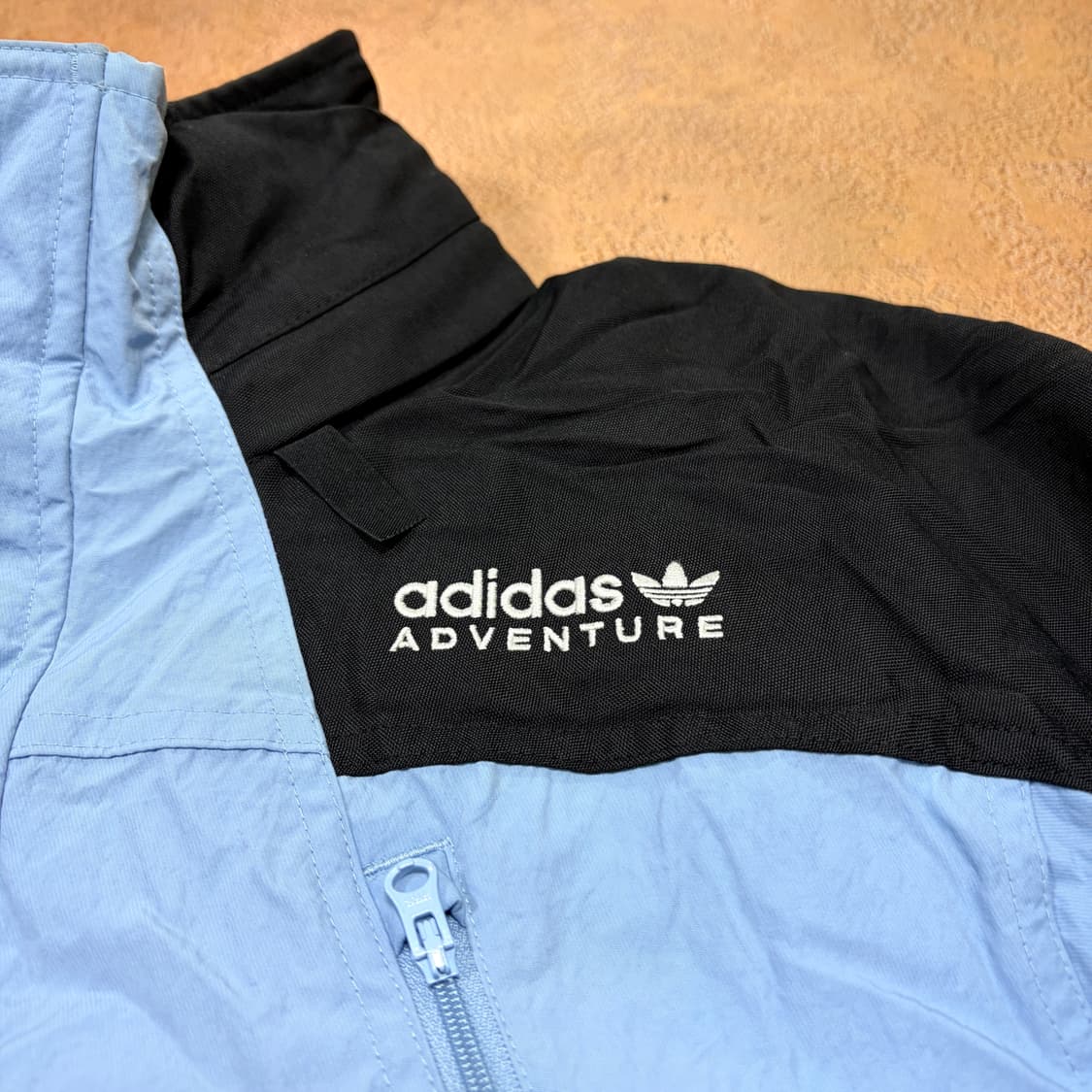  아디다스 어드벤쳐 스카이블루 패딩 상품이미지3