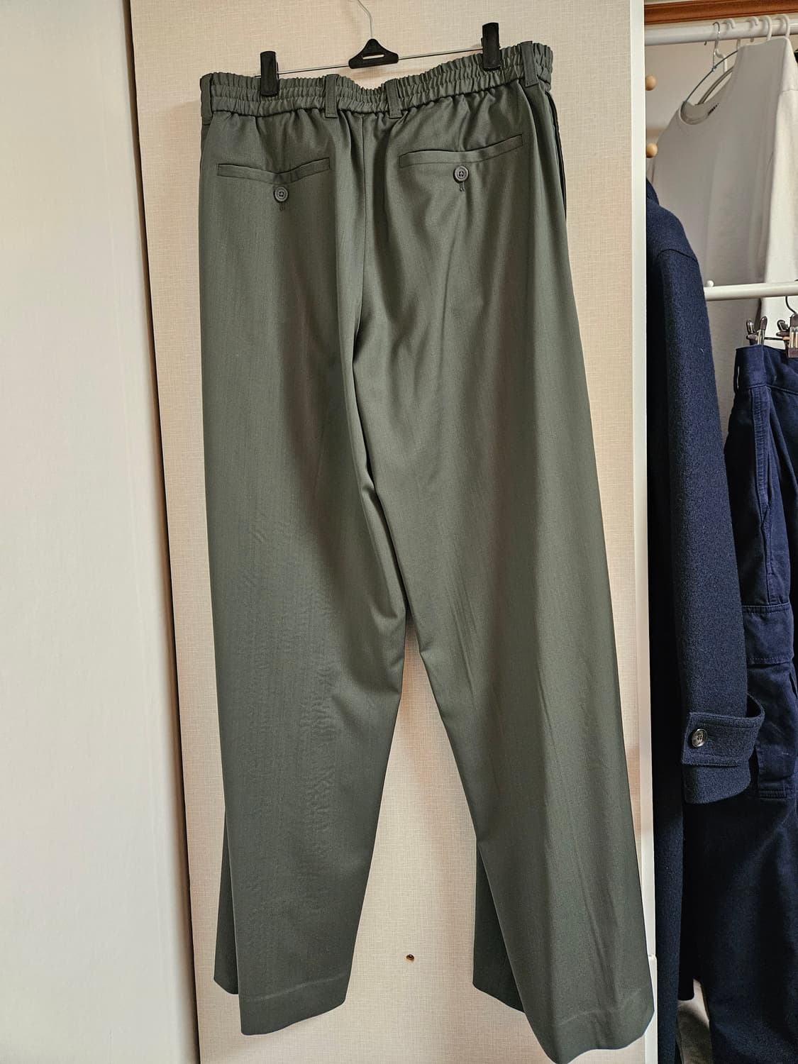 COS 스트레이트 레그 릴랙스드 울 트라우저 48 상품이미지5