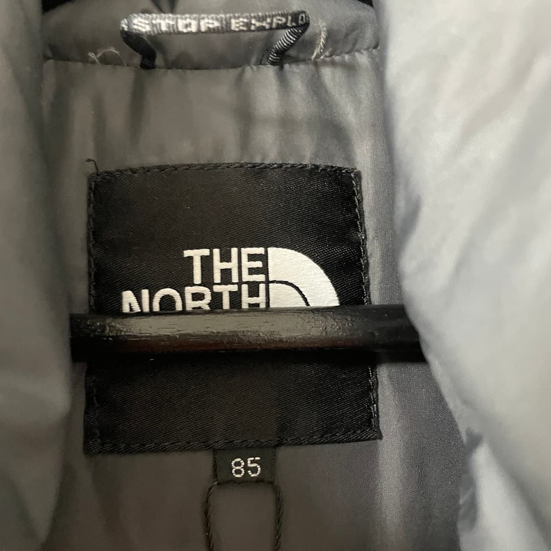 노스페이스 700 패딩 조끼 레드 85 상품이미지6