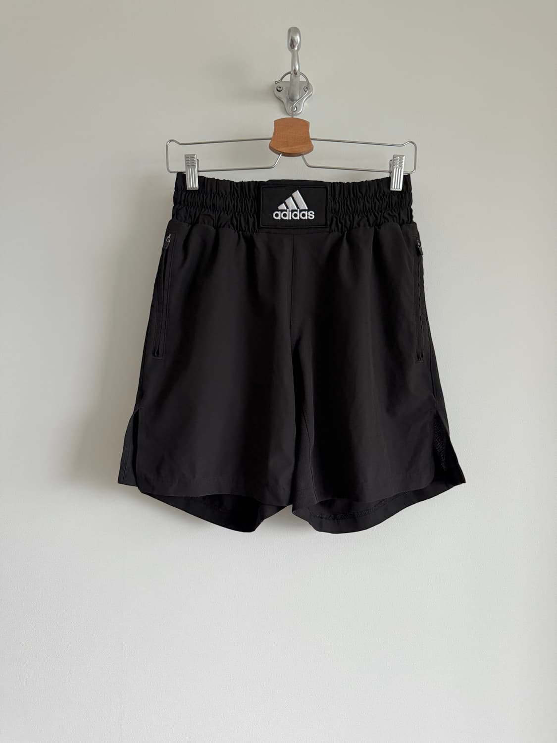 아디다스(adidas) 컴뱃 반바지 상품이미지1