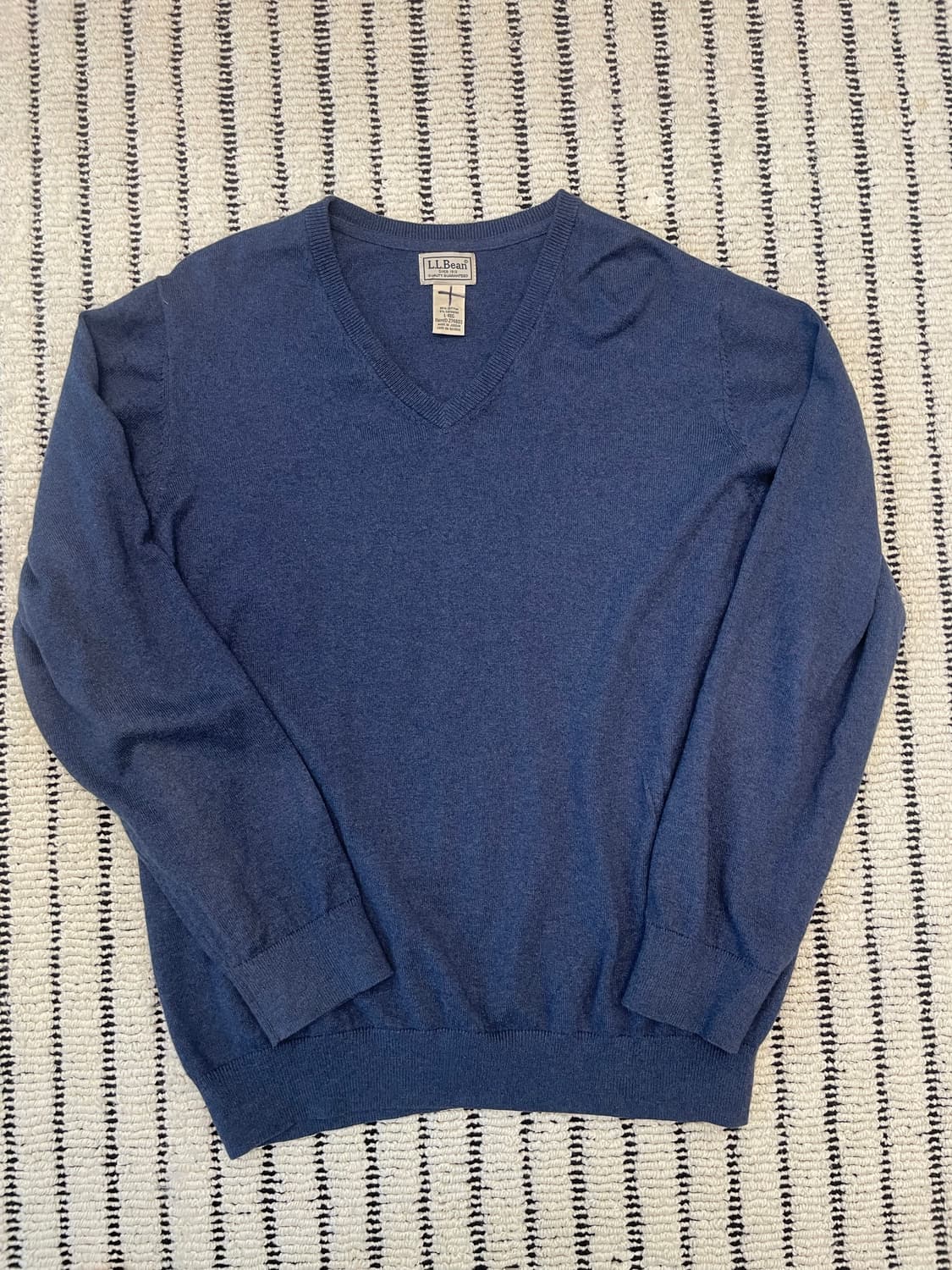 엘엘빈 라이트블루 캐시미어 블랜드 니트 상품이미지1