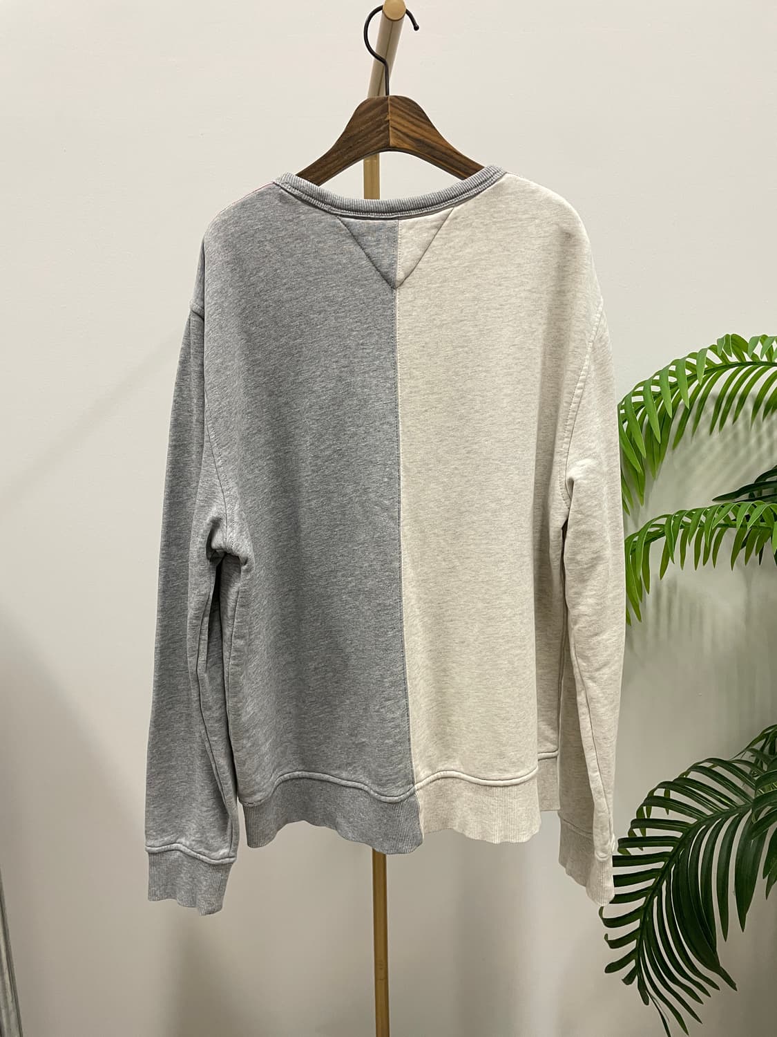 타미힐피거 맨투맨 상품이미지5