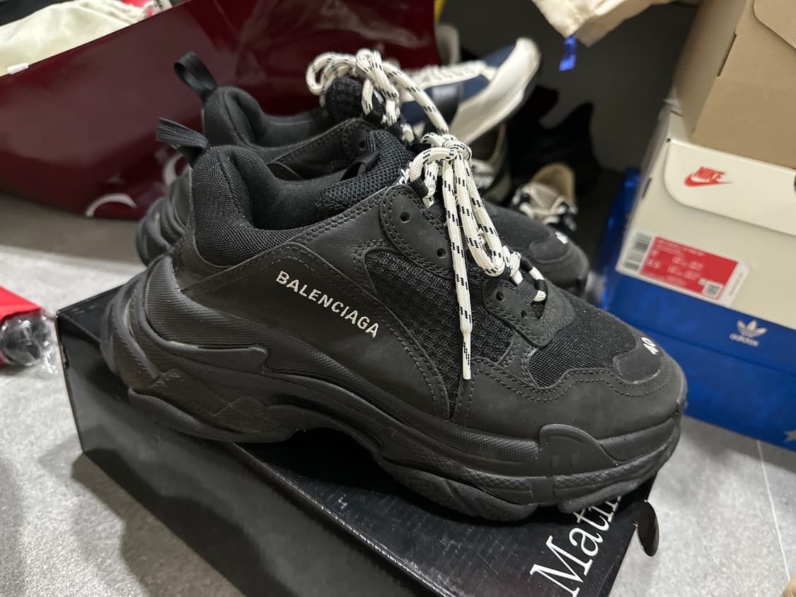 Balenciaga Triple S Sneakers Clear Sole  상품이미지2