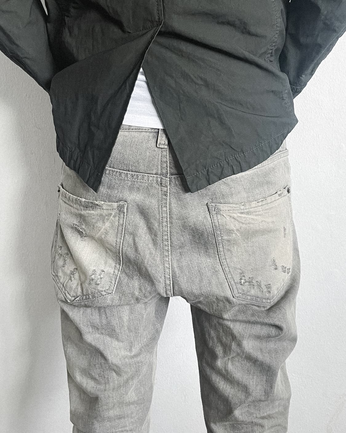 디스퀘어드2 그런지 디스트로이드 워시드 데님 상품이미지3