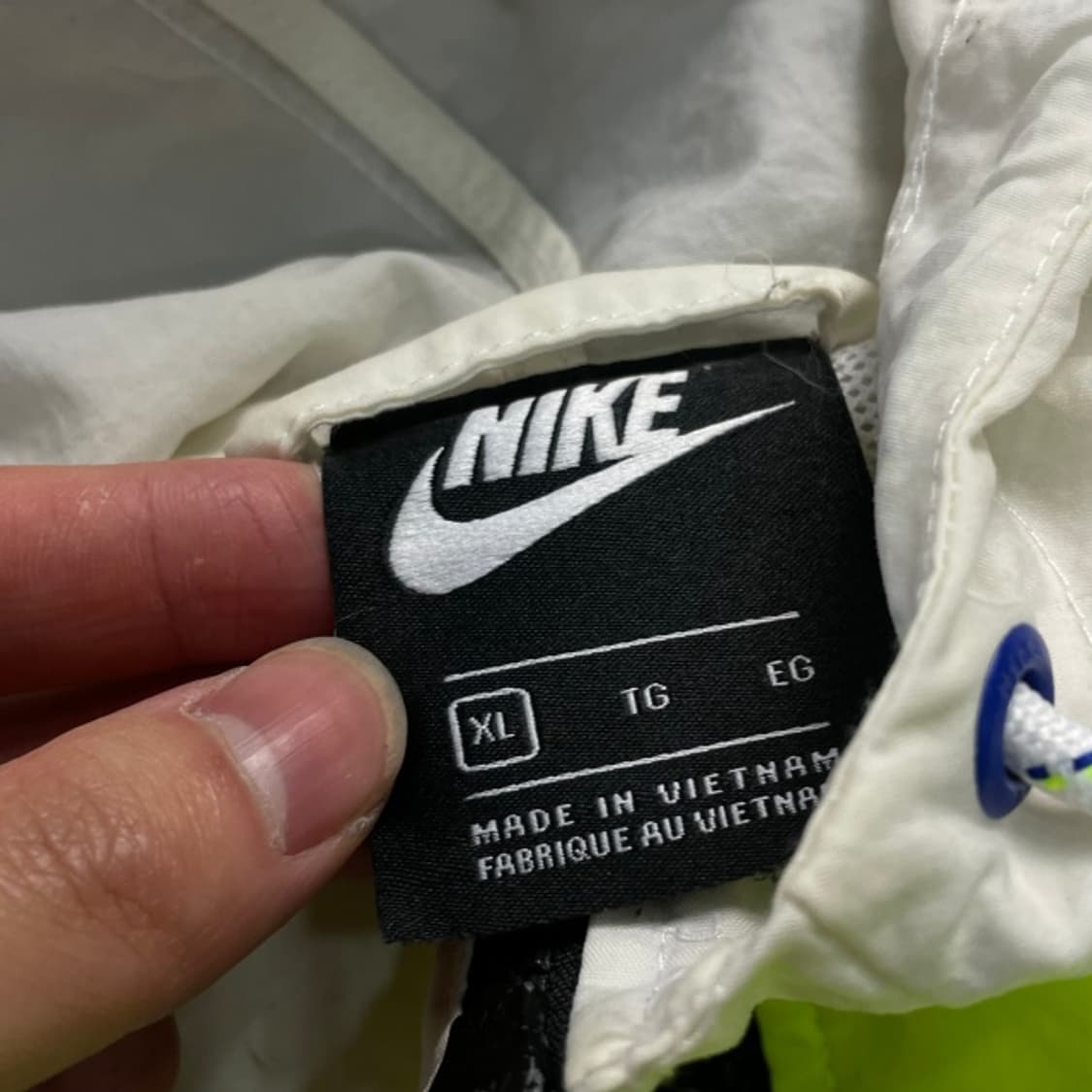 105 나이키 헤리티지 바람막이  상품이미지3