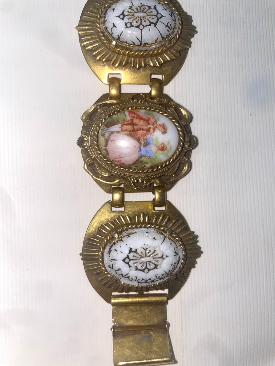 1920’s Moroccan Romantic Porcelain Cameo 상품이미지3