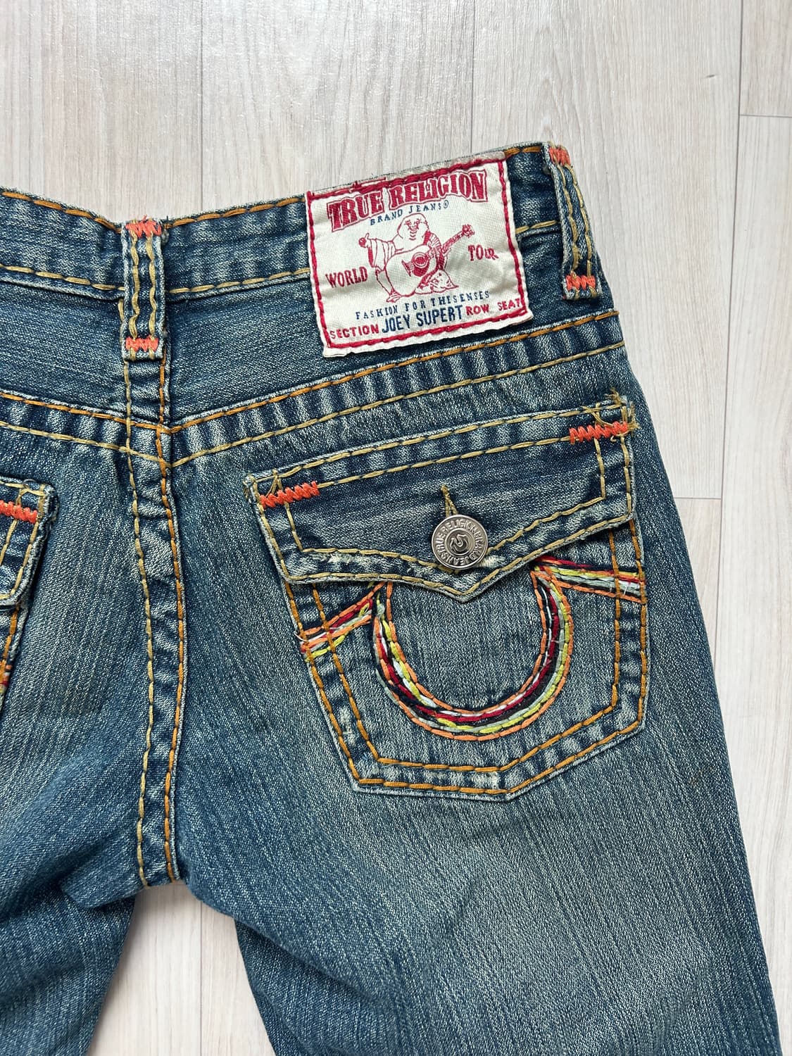 트루릴리전 로우라이즈 부츠컷 상품이미지2