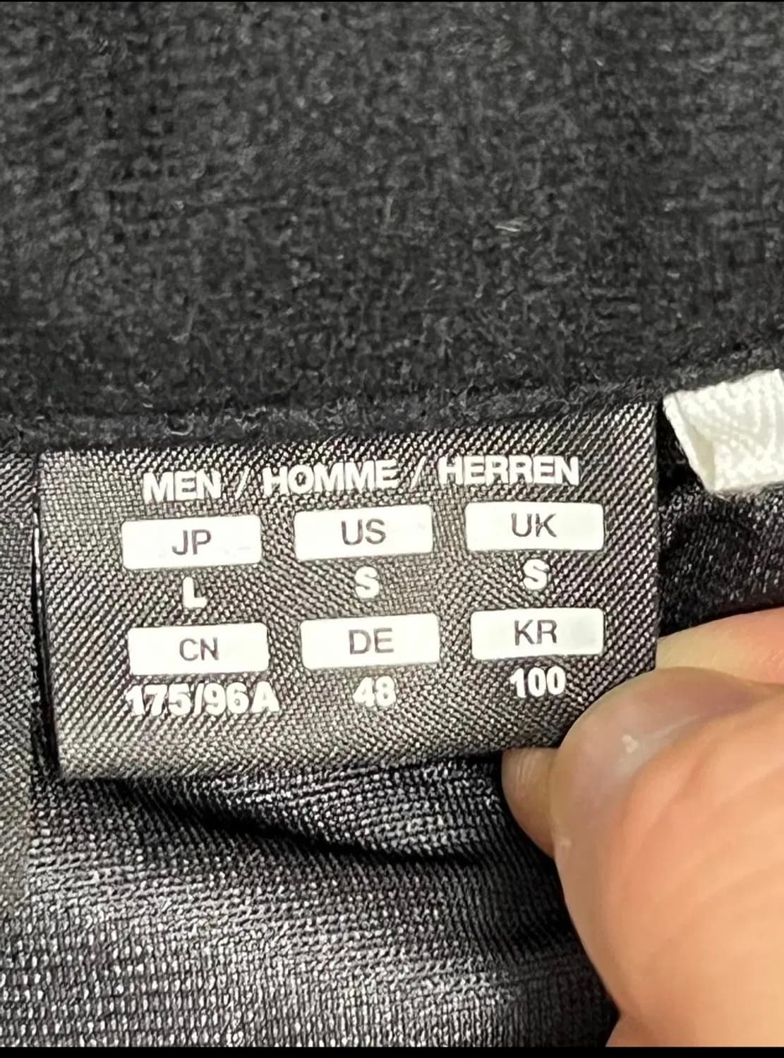 데상트 골프 패딩조끼 블랙 100 (세탁완료) 상품이미지5