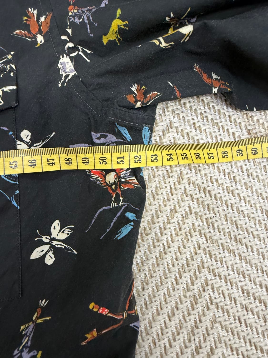 매장판정품) 발렌티노 남성 블랙 프린팅 셔츠 41(M) 상품이미지8