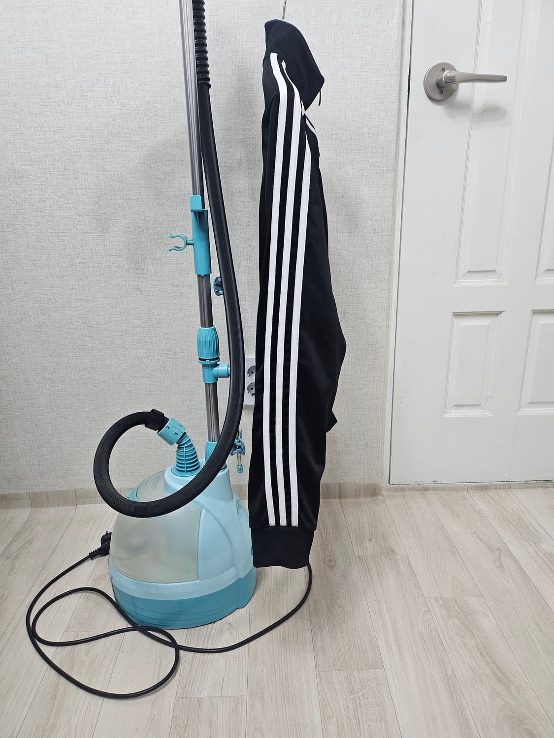 (95)M ☆초대장급☆ 아디다스 에센셜 3st [검흰] 트랙탑져지 상품이미지5