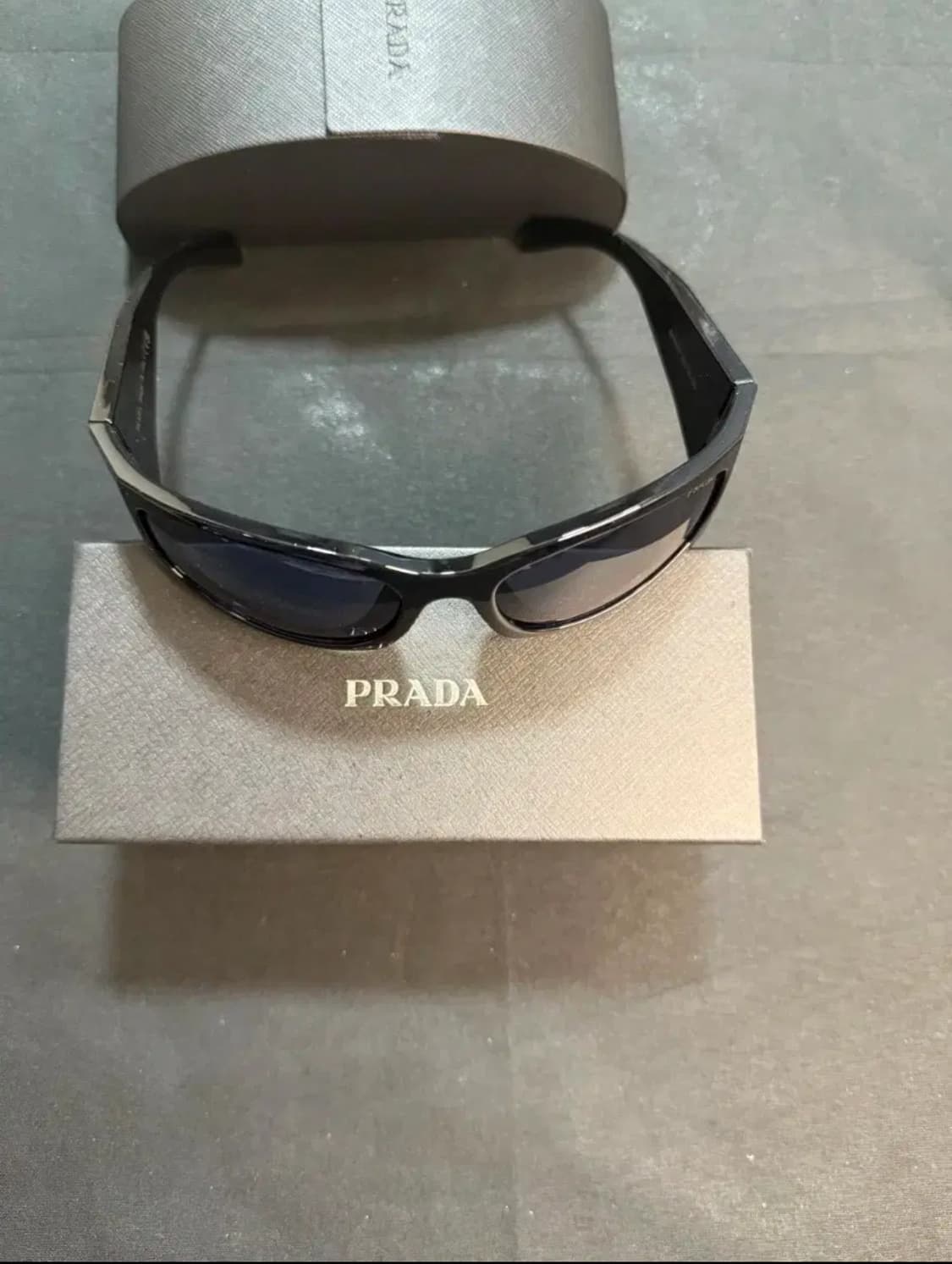 프라다 선글라스 상품이미지1