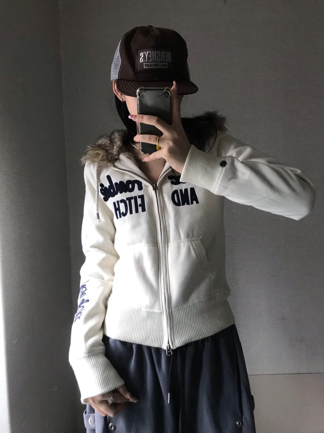 아베크롬비 아이보리 울프죠 후드집업 상품이미지1