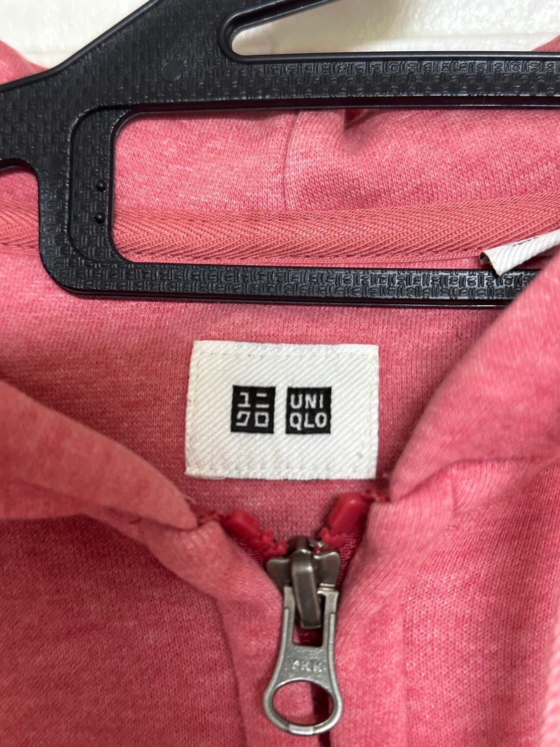 일본 유니클로 핑크 후드집업 상품이미지3