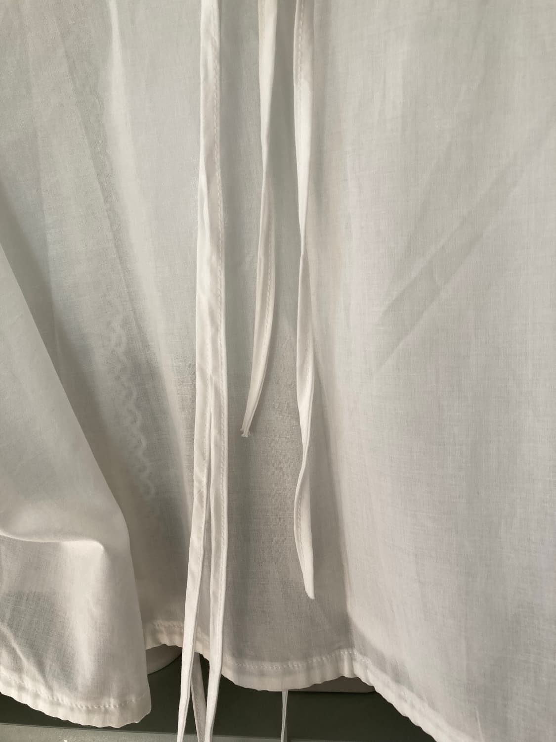 freckle sora blouse 프레클 랩 레이스 퍼프 크롭 제니 상품이미지9