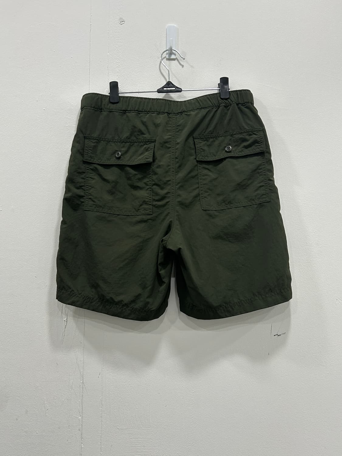 무탠다드 카키 나일론 벨티드 반바지  상품이미지4
