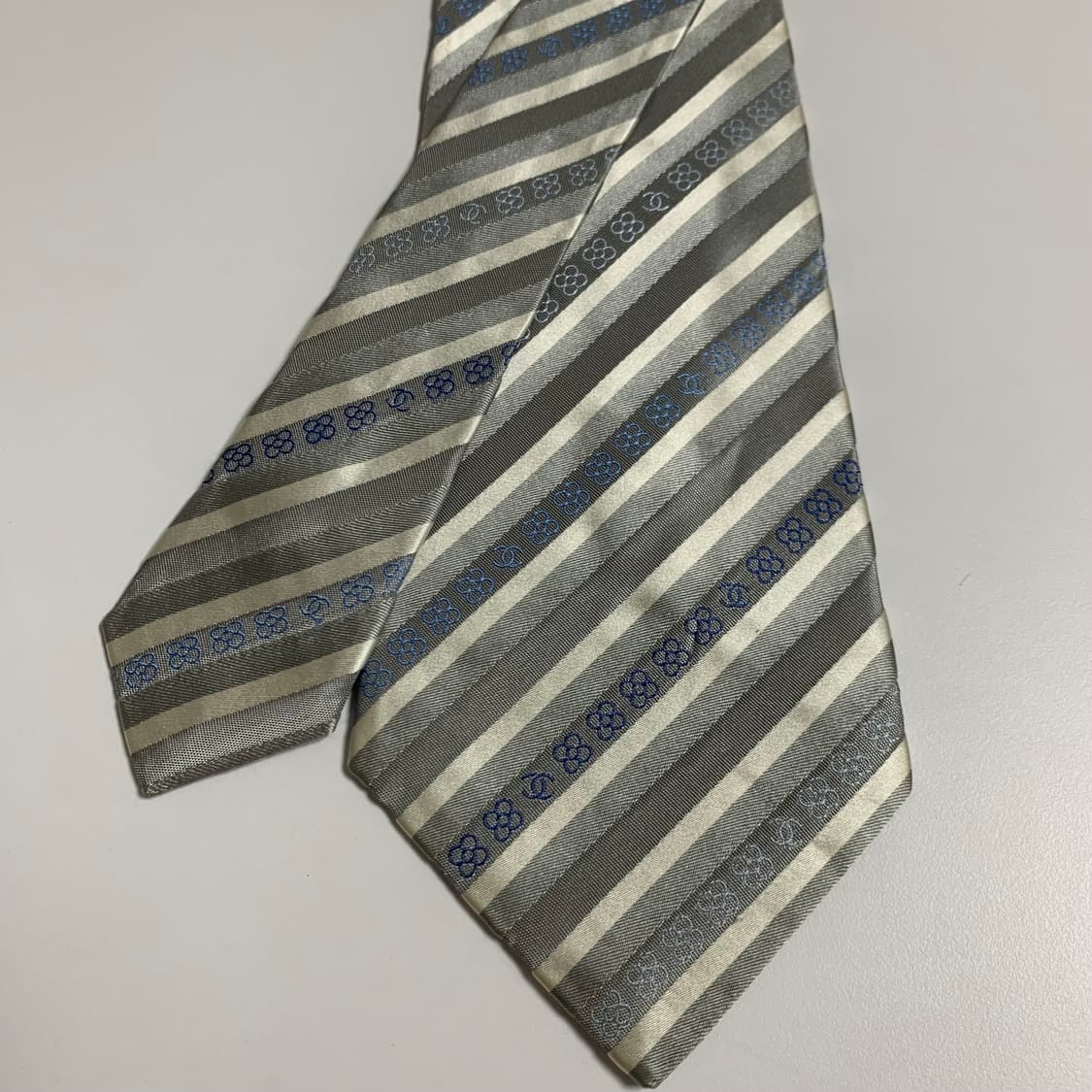 샤넬(CHANEL) 스트라이프 넥타이 명품 A+등급 상품이미지4