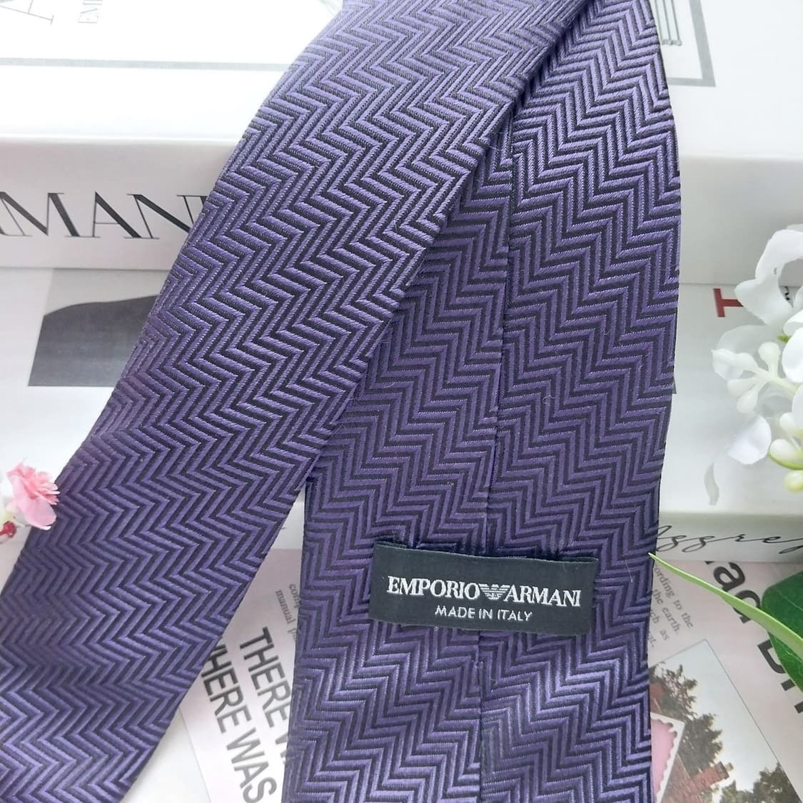 엠포리오 아르마니 실크 퍼플 헤링본 넥타이 9cm A+등급 K1755
 상품이미지6