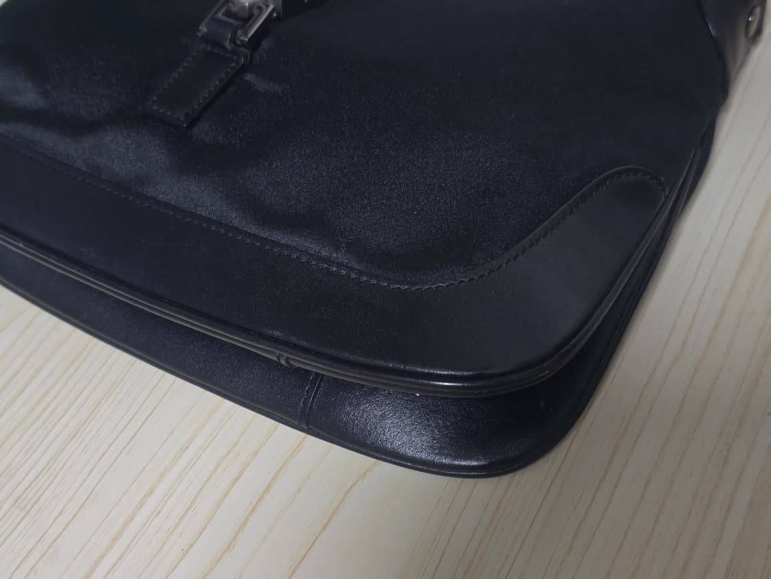 구찌 나일론 빈티지 재키백 블랙  상품이미지3