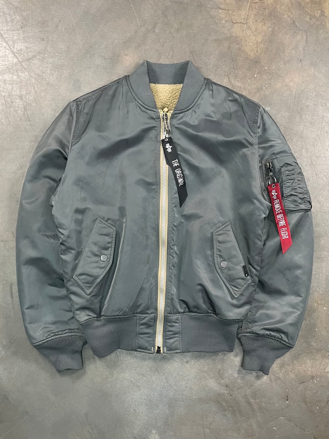 알파인더스트리 X 디네뎃 Ma1 항공점퍼 상품이미지1