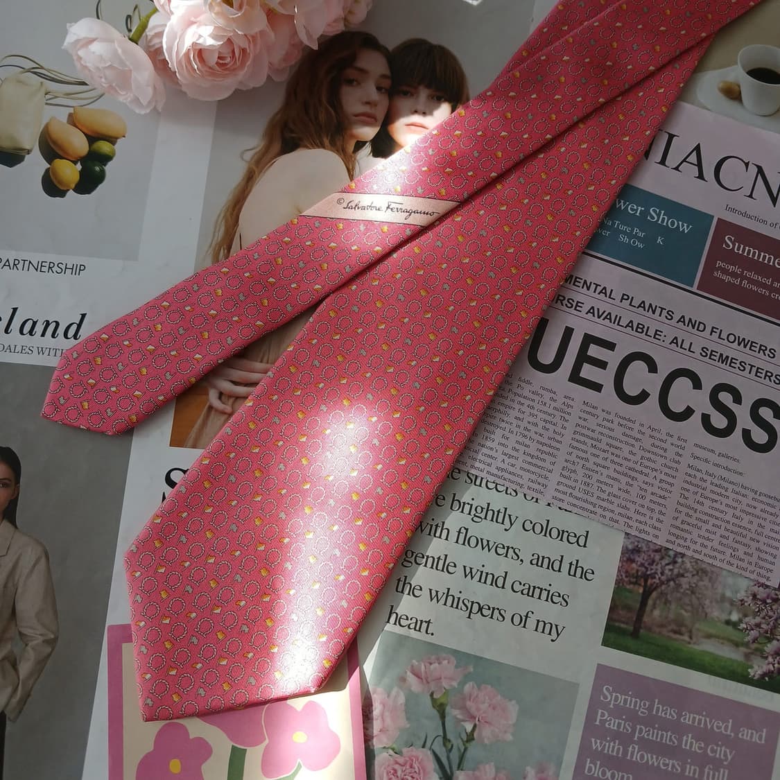 페라가모 실크 핑크 간치니 패턴 넥타이 9.3cm A+등급 A19044
 상품이미지3