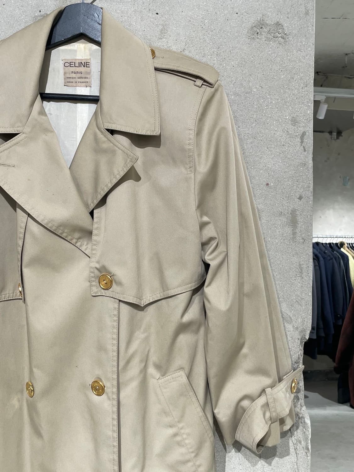 올드 셀린느 라이트 베이지 금장 버튼 트렌치 코트 상품이미지3