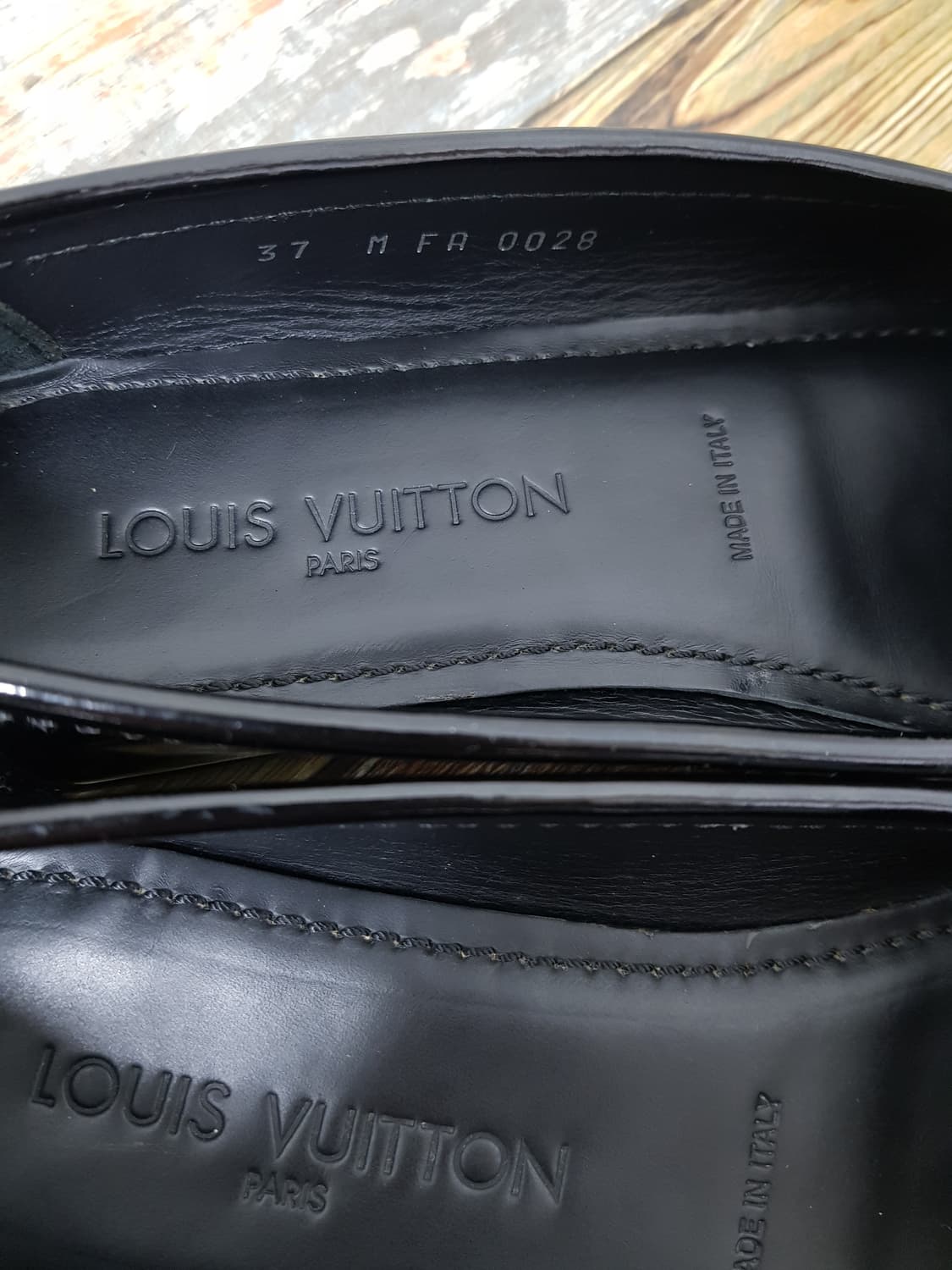 [37/240/정품] 루이비통 페이턴트 로퍼 블랙 드라이빙슈즈 상품이미지9