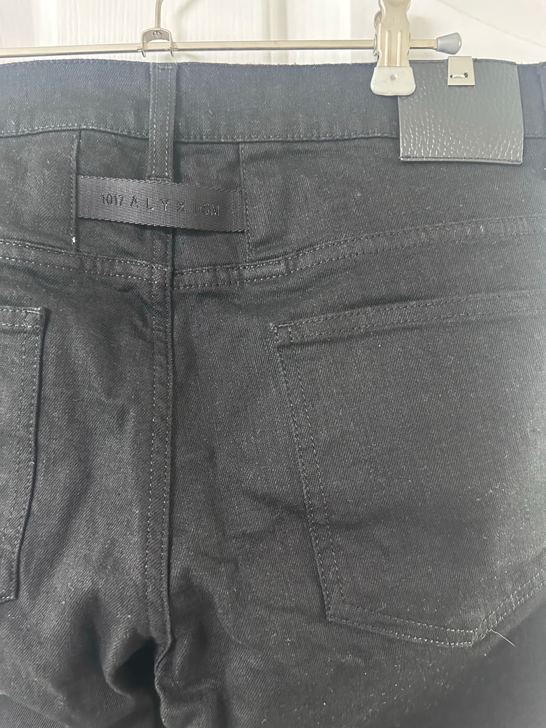 알릭스 블랙 데님 팬츠 상품이미지3