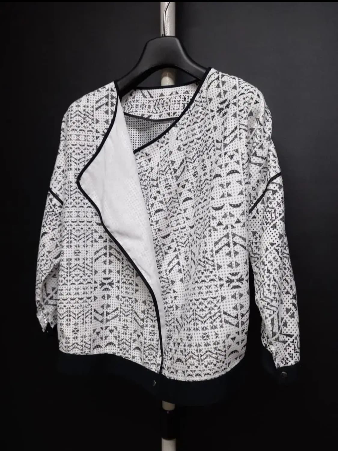 듀엘 춘하 펀칭 가디건 자켓 55 상품이미지4