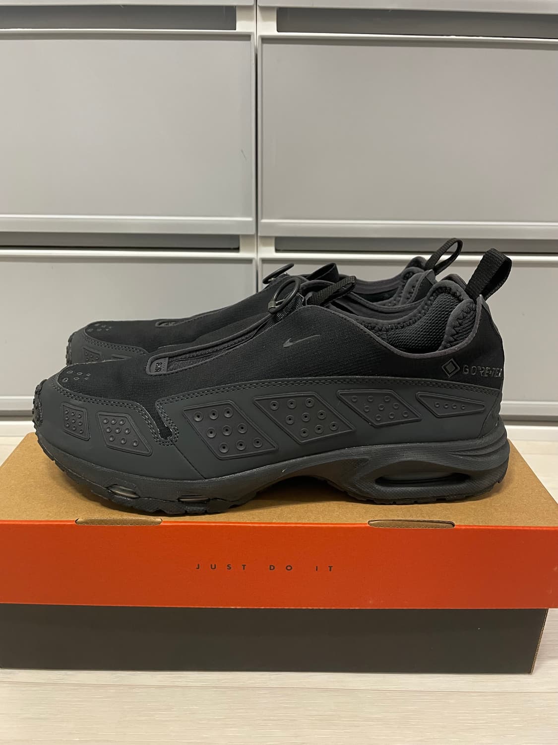 나이키 에어맥스 SNDR 고어텍스 스모크 그레이 290 상품이미지3