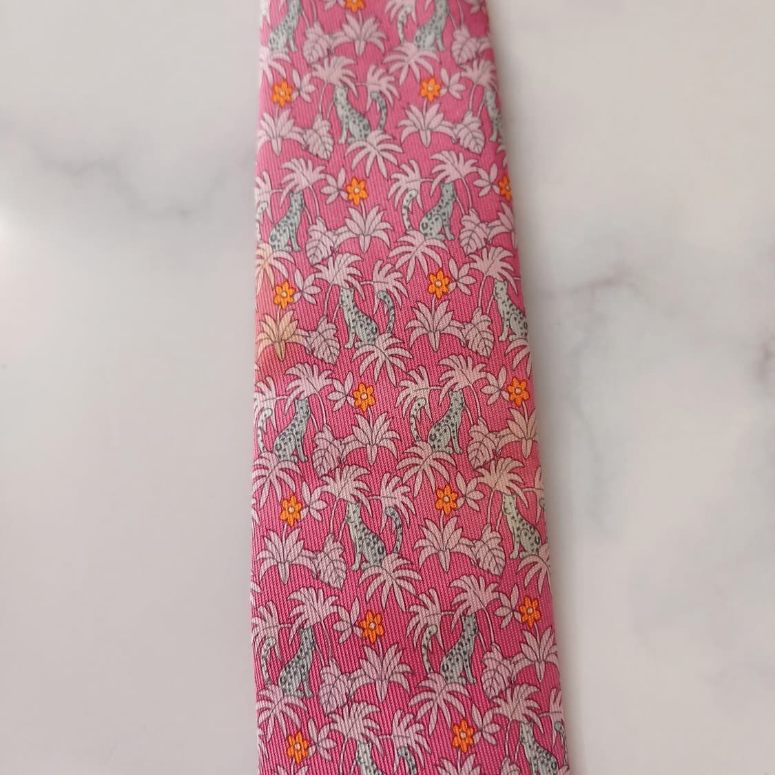 살바토레 페라가모 실크 핑크 넥타이 8.7cm A등급 A18856
 상품이미지7