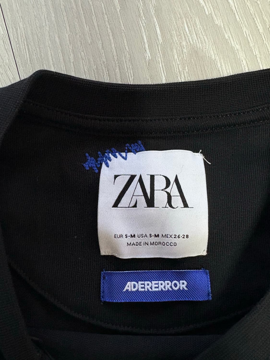자라 X 아더에러 반팔 상품이미지3