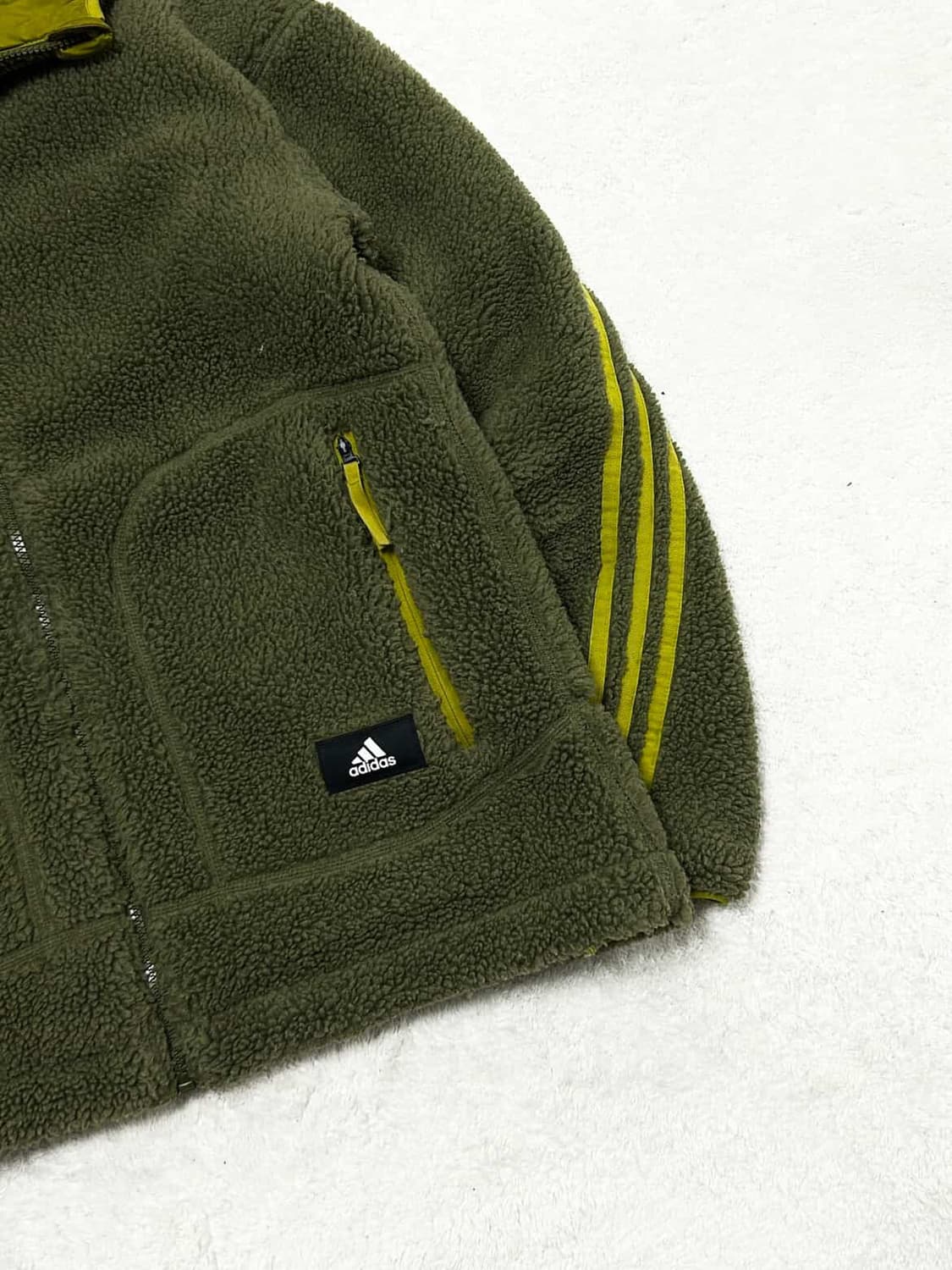 아디다스 카키 뽀글이 리버시블 점퍼 상품이미지6