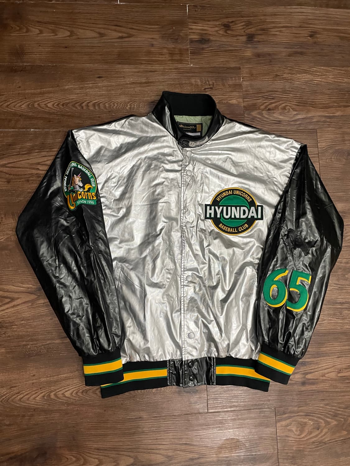 미즈노 현대 유니콘스 레트로 유광 점퍼 상품이미지1