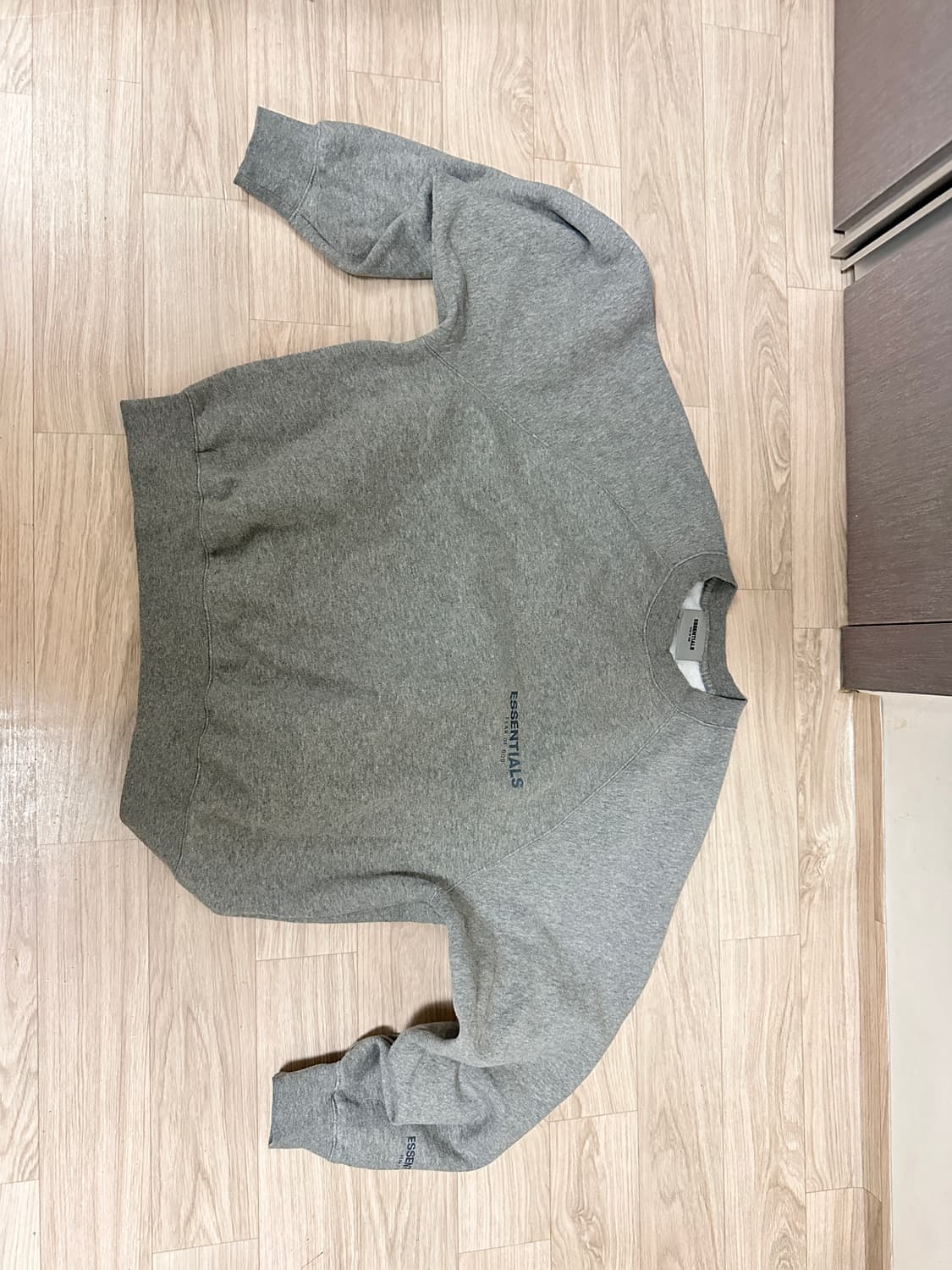 에센셜 피어오브갓 맨투맨 그레이 S사이즈 상품이미지1