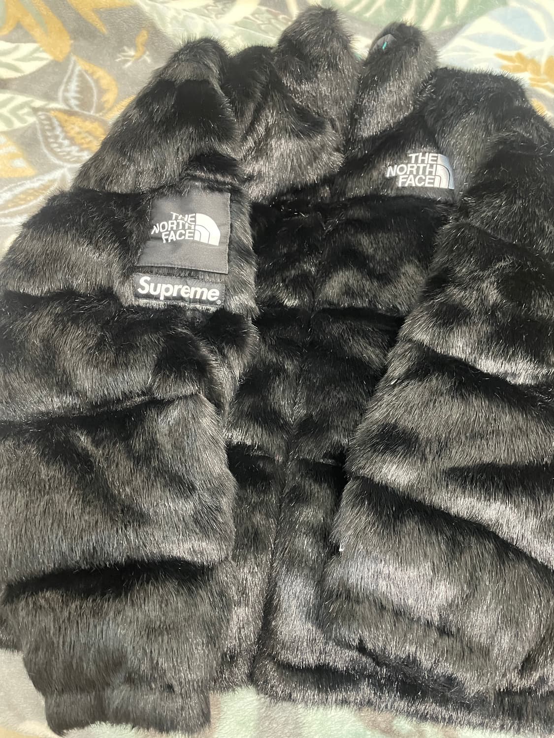 슈프림 x 노스페이스 퍼 눕시 상품이미지2