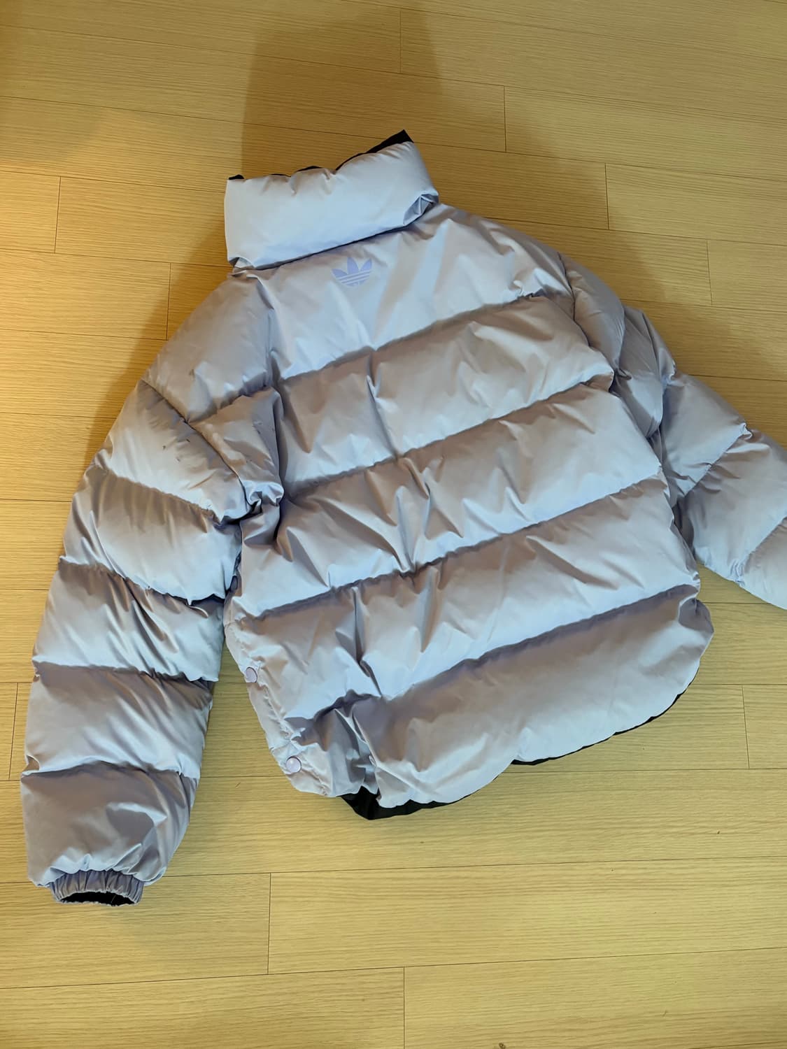 아디다스 오리지널스 리버시블 다운 패딩 상품이미지4