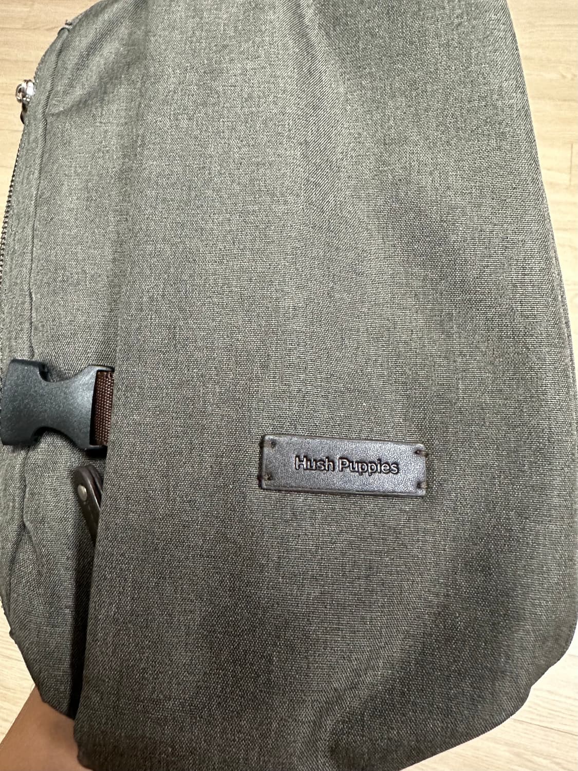 허쉬퍼피스 크로스백 상품이미지2